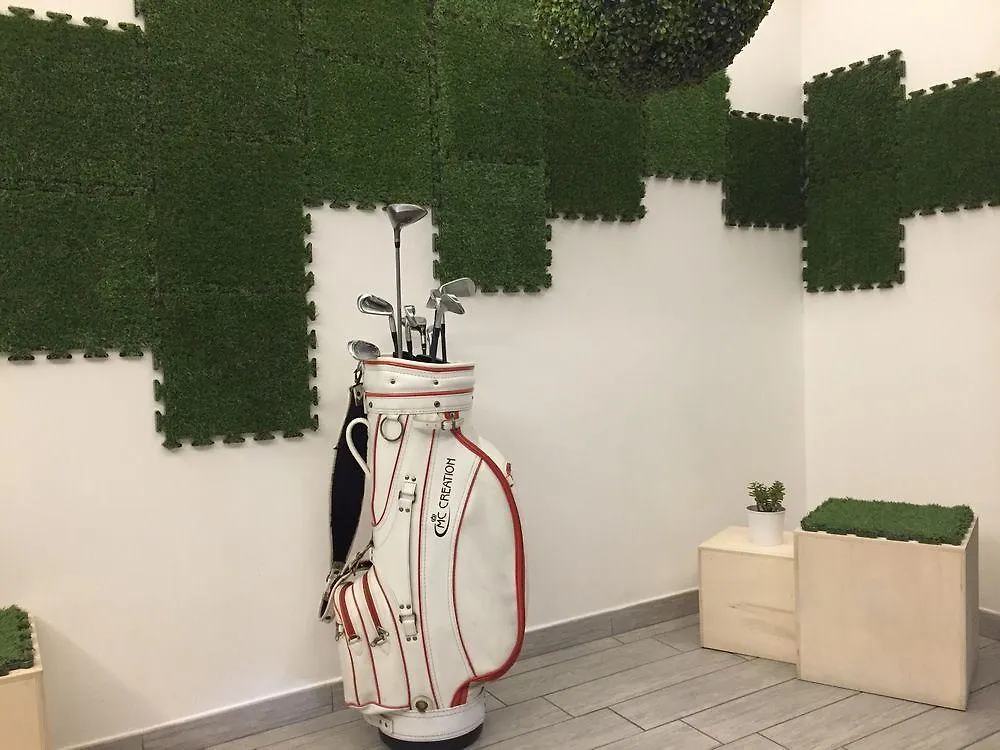 **  Av Hotel Milano Ιταλία