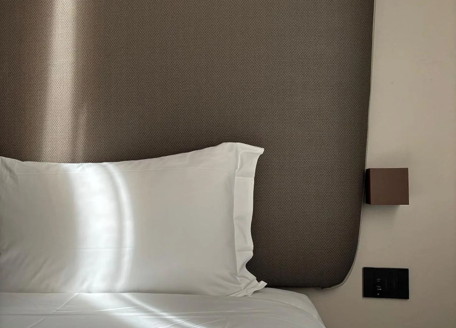**  Av Hotel Milano Италия